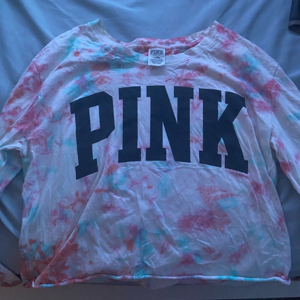 pink long sleeve crop top
